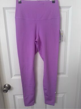 Nike Woman’s Light Purple High-Waist Performance Leggings